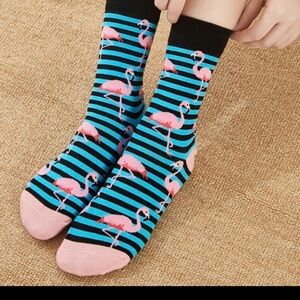 ✨3 FOR $28✨🆕BLUE STRIPED FLAMINGO SOCKS
